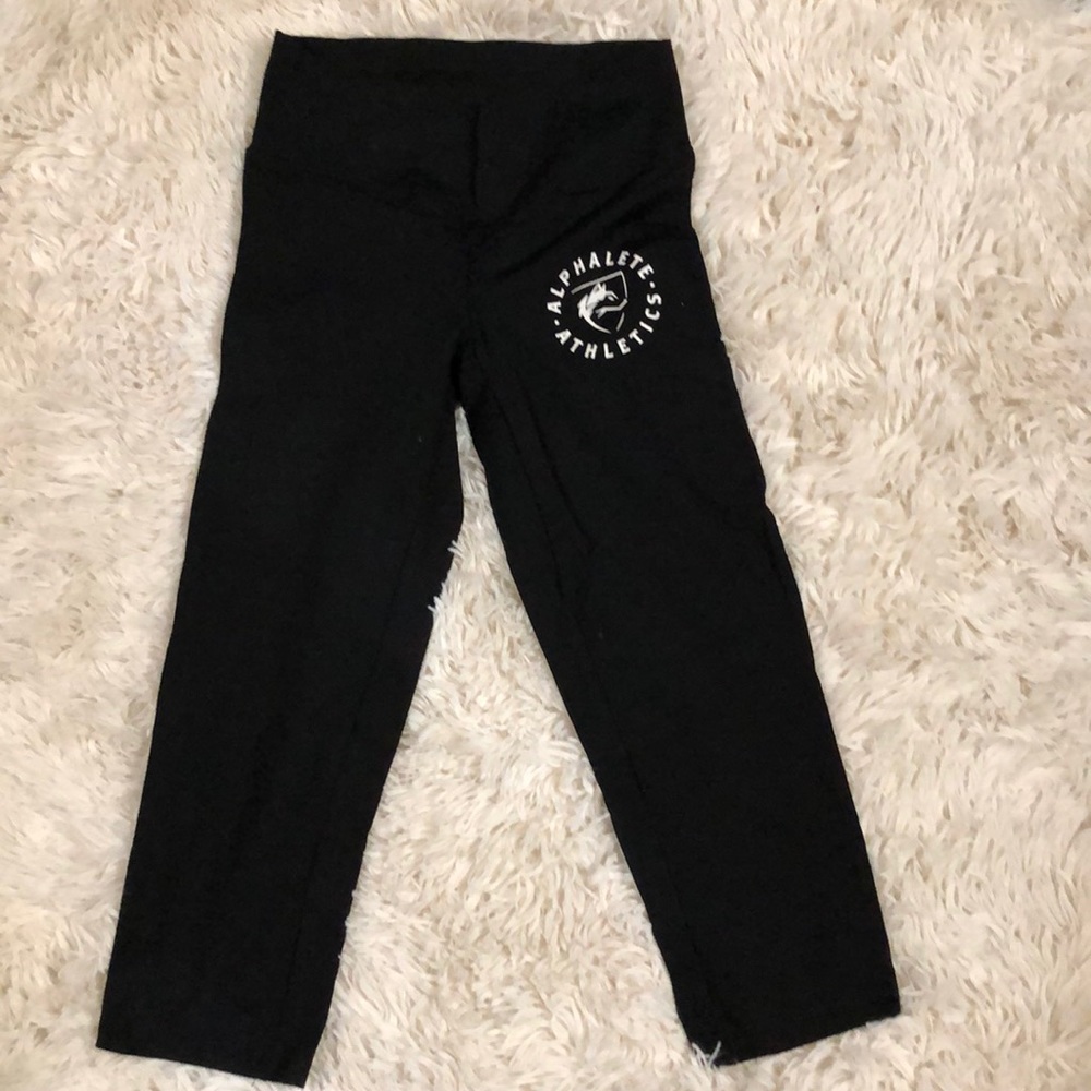 Alphalete cropped leggings